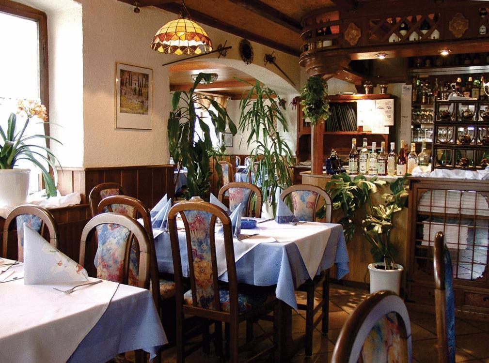 Hotel Drei Koenige Neckarbischofsheim المظهر الخارجي الصورة