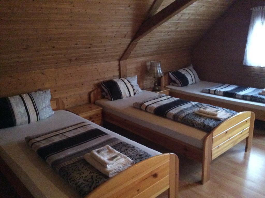 Hotel Drei Koenige Neckarbischofsheim الغرفة الصورة
