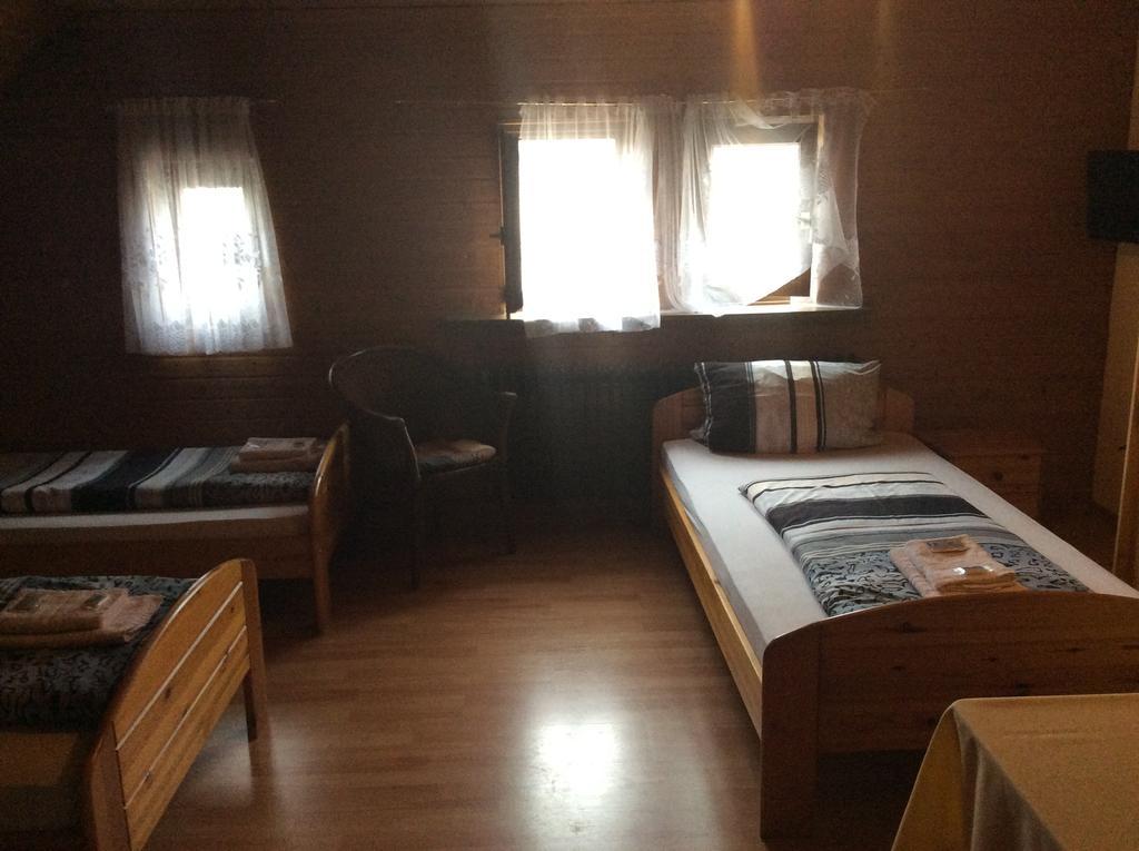 Hotel Drei Koenige Neckarbischofsheim الغرفة الصورة