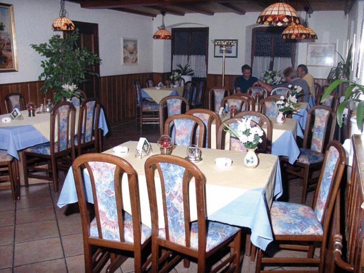 Hotel Drei Koenige Neckarbischofsheim المظهر الخارجي الصورة
