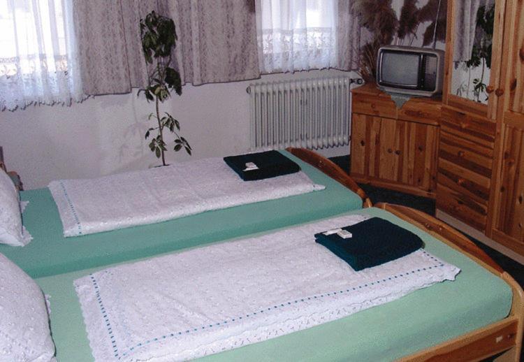 Hotel Drei Koenige Neckarbischofsheim المظهر الخارجي الصورة